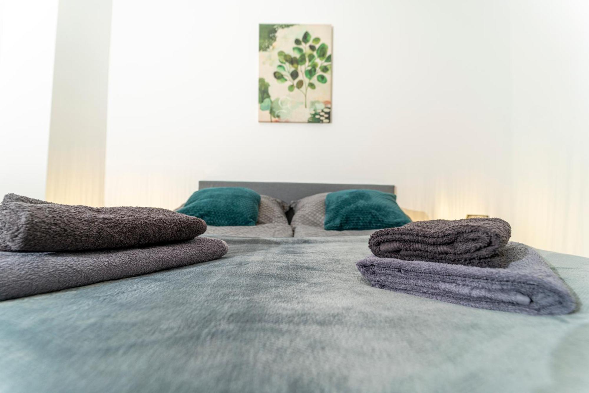 Mca Triiiple I Rooftop Pool I Free Parking I Netflix Wina Bagian luar foto
